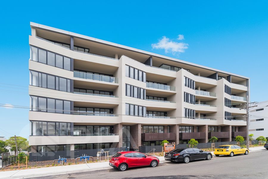 1 bedrooms Apartment / Unit / Flat in 205/20 Hilly Street MORTLAKE NSW, 2137