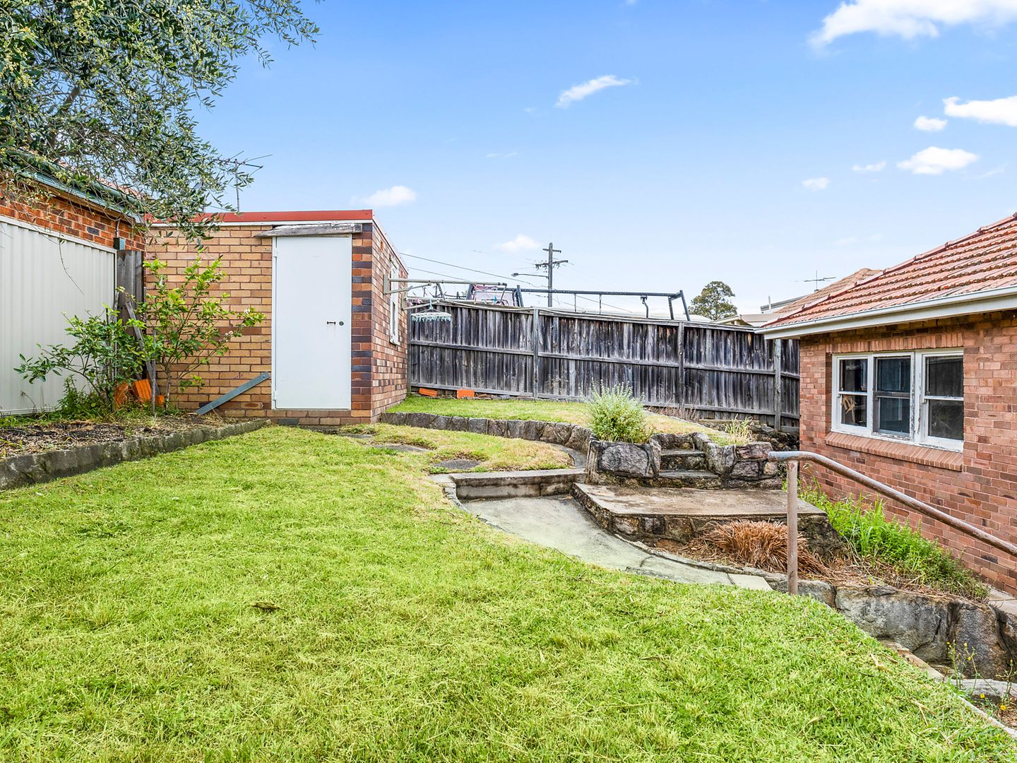 18 Borgah Street, Carss Park NSW 2221, Image 2