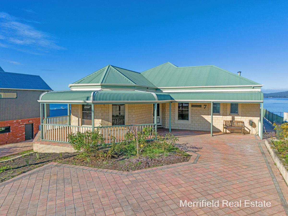 4 bedrooms House in 7 Festing Street ALBANY WA, 6330