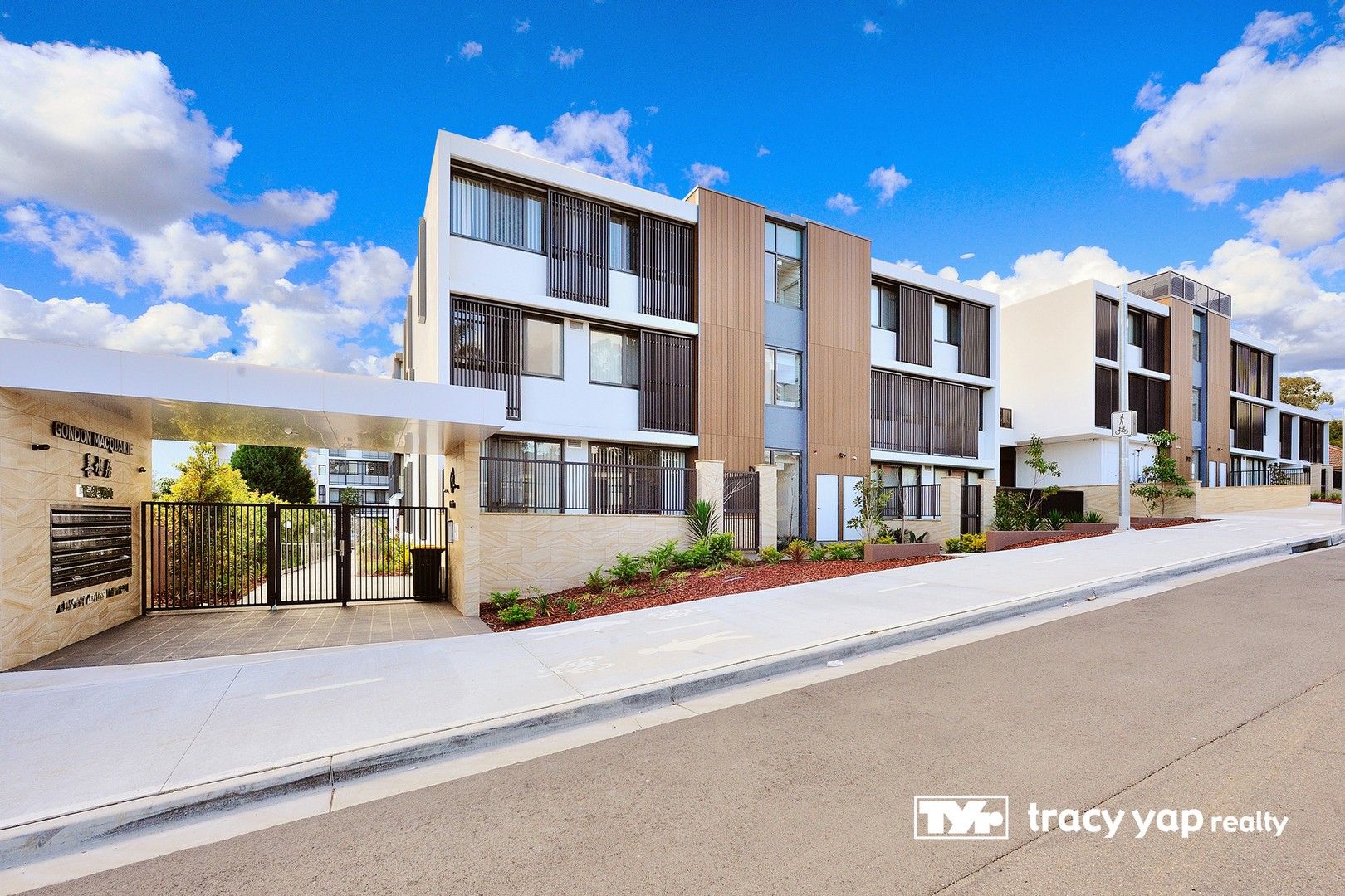 1 bedrooms Apartment / Unit / Flat in 209B/1-9 Allengrove Crescent NORTH RYDE NSW, 2113