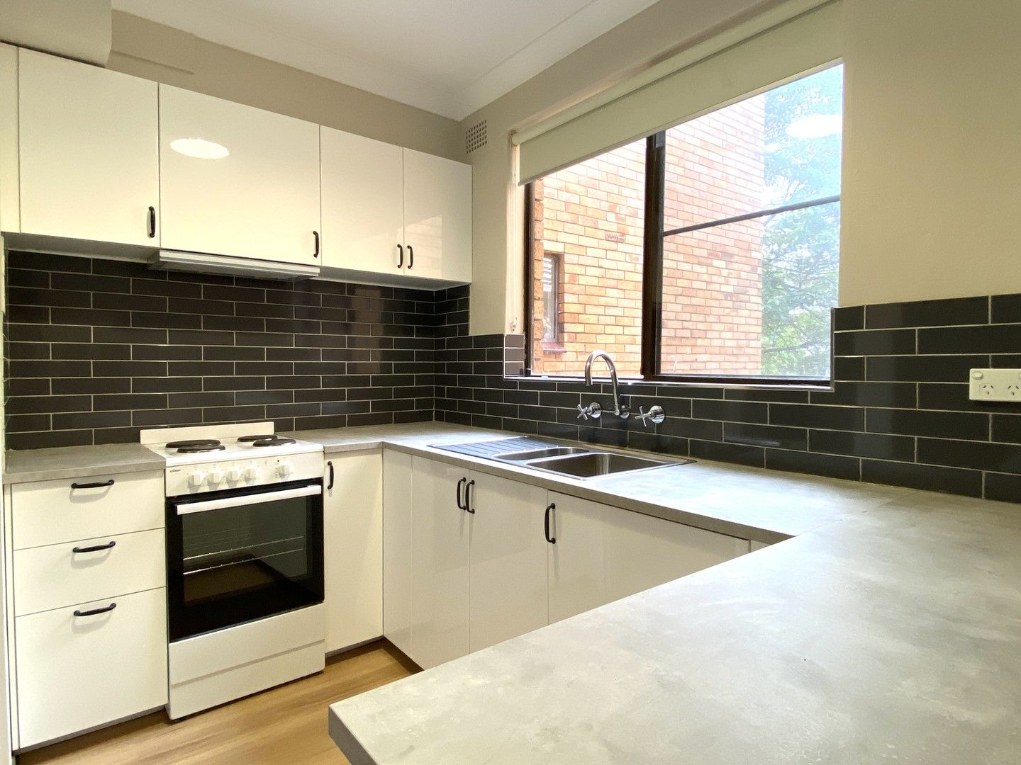 2 bedrooms Apartment / Unit / Flat in 9/20 Martin Place MORTDALE NSW, 2223