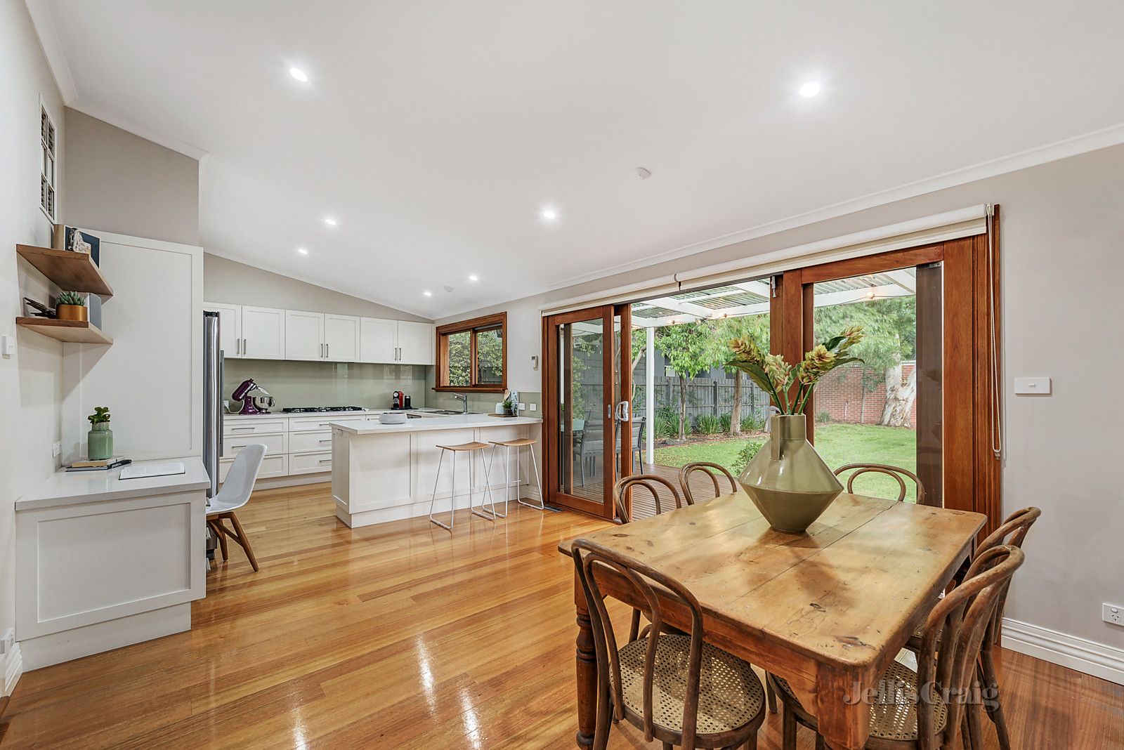 74 Railway Road, Carnegie VIC 3163, Image 2