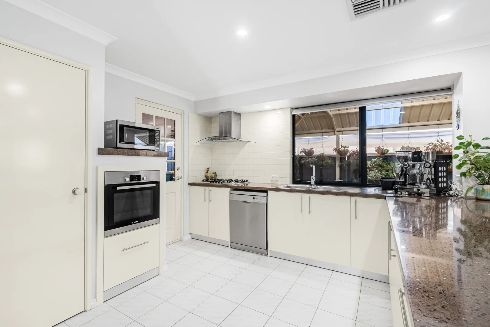 Additional image 16 of 136 Ponte Vecchio Boulevard, Ellenbrook WA 6069