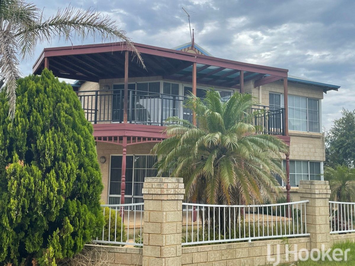 4 bedrooms House in 19A Corfu Street FALCON WA, 6210