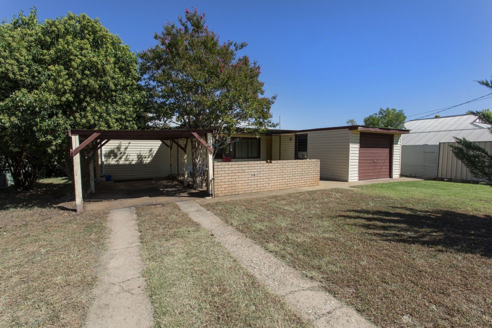 28 Chapman Street, Cowra NSW 2794, Image 0