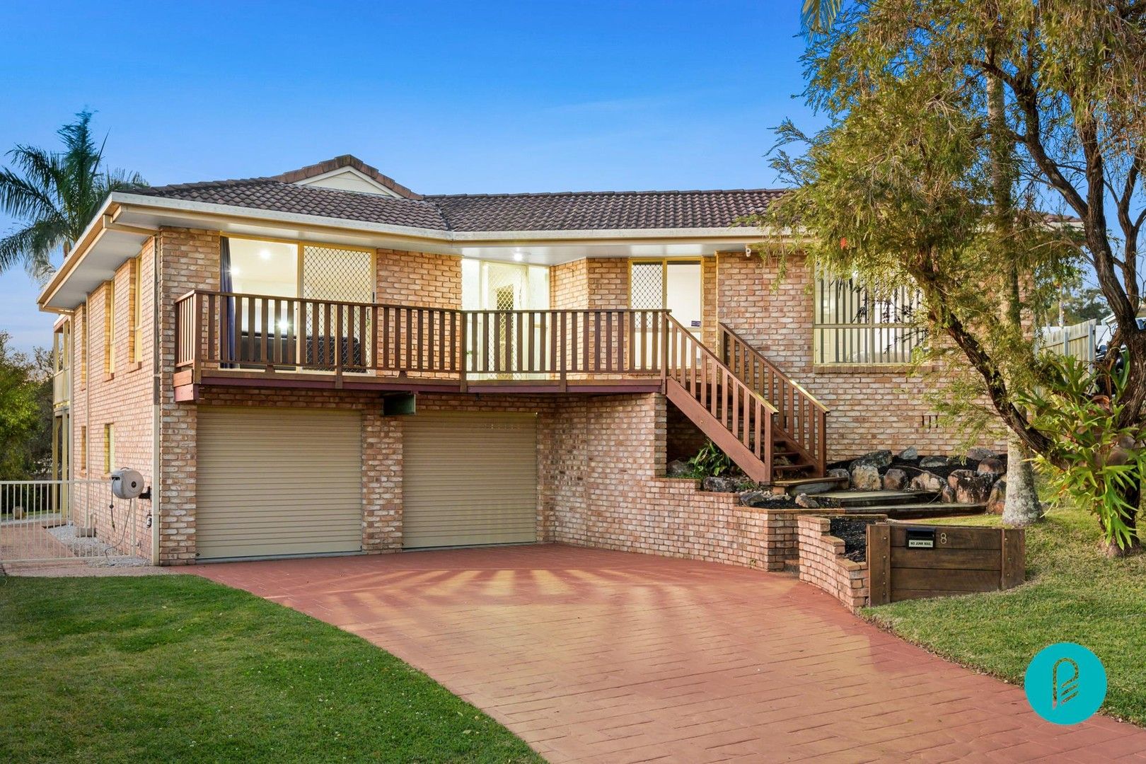 6 bedrooms House in 8 Hotchkiss Place KURABY QLD, 4112