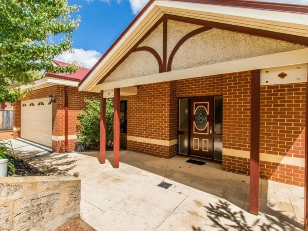 4 bedrooms House in 37 Orchid Drive ROLEYSTONE WA, 6111