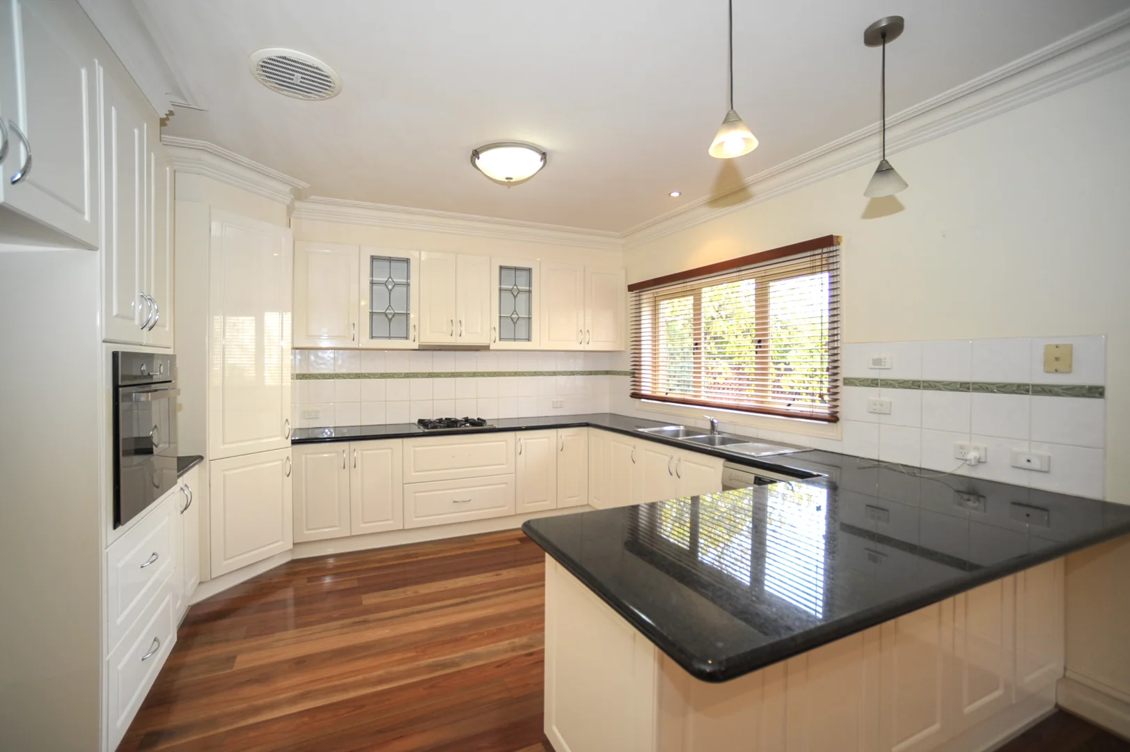 Additional image 4 of 1/19 Lodge Road, Camberwell VIC 3124