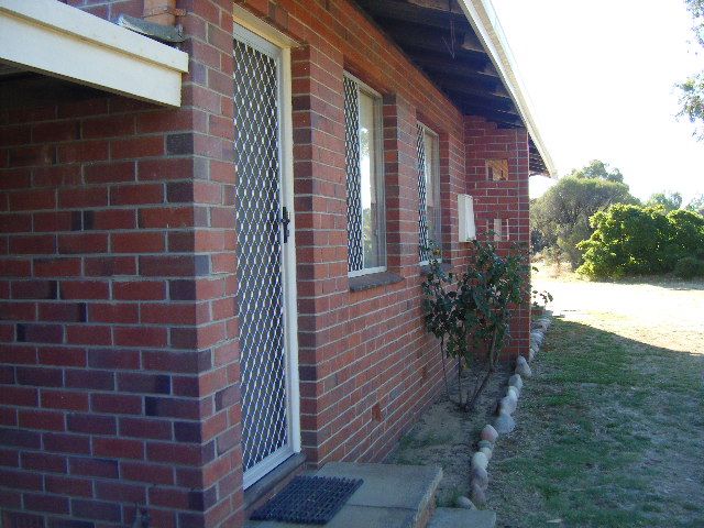 1 bedrooms House in 6A West CAPEL WA, 6271