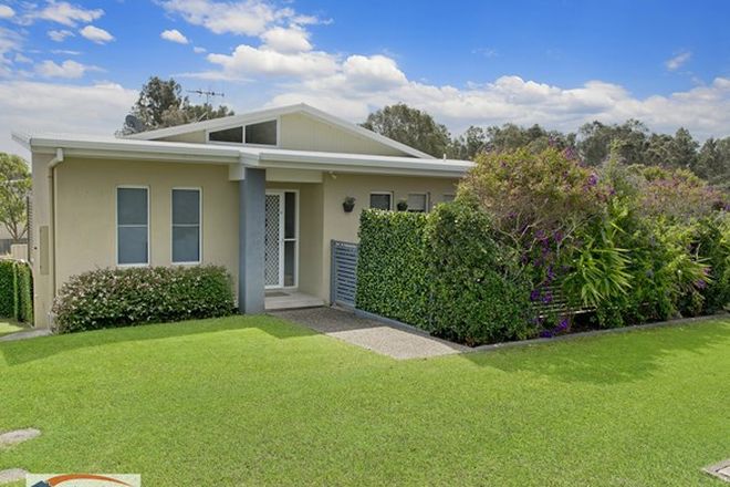 Picture of 1/23 Fiona Crescent, LAKE CATHIE NSW 2445