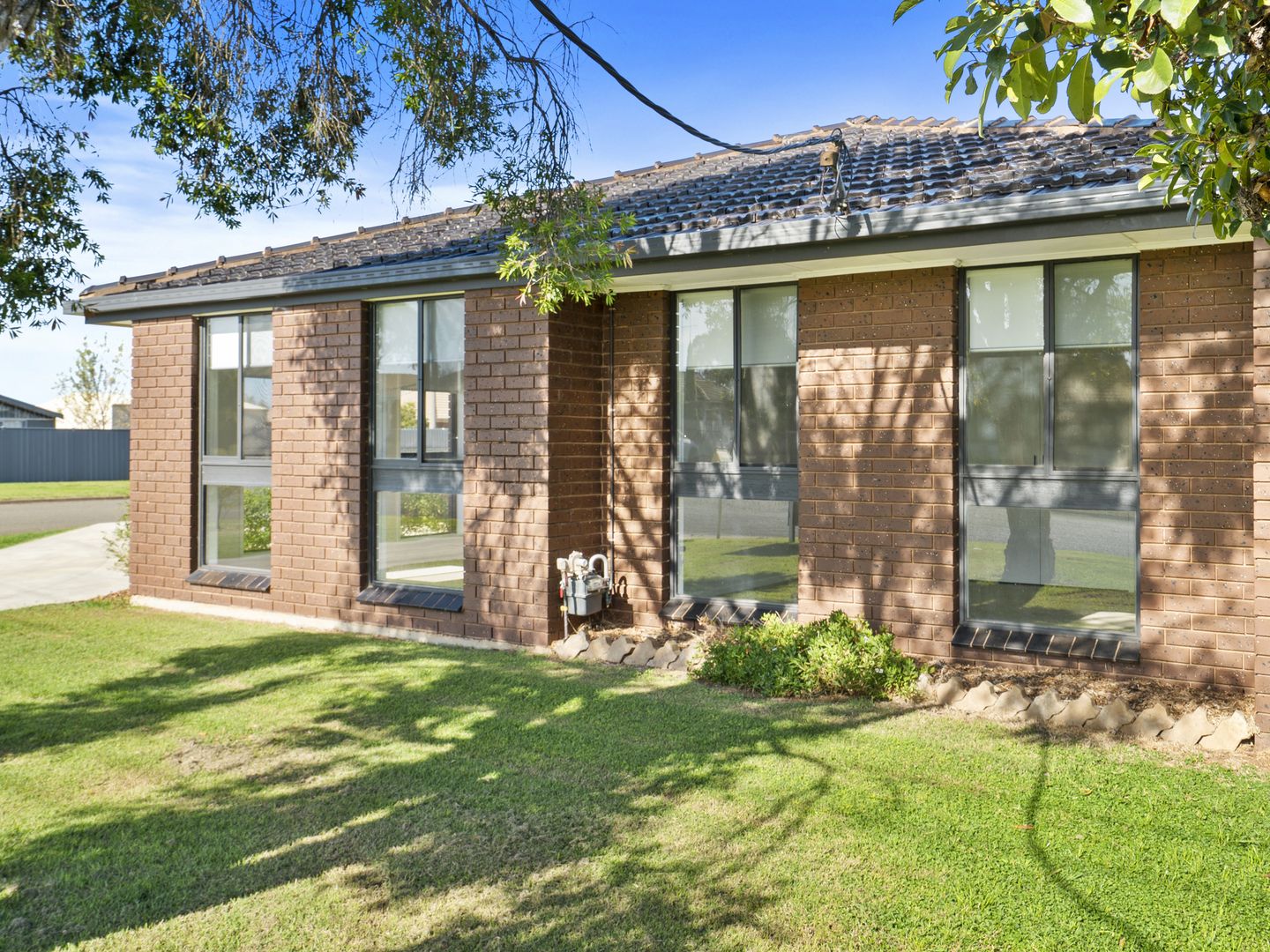 17 Bridget Street, Finley NSW 2713, Image 2