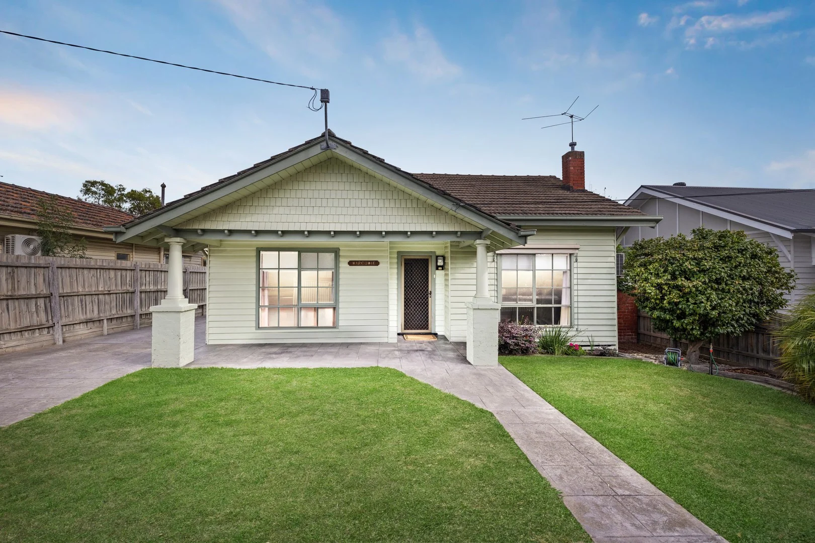 70 Evesham Road, Cheltenham VIC 3192