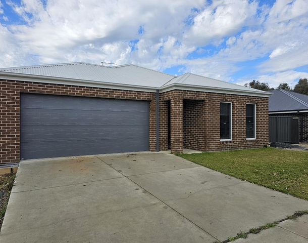 147 Stanton Drive, Thurgoona NSW 2640