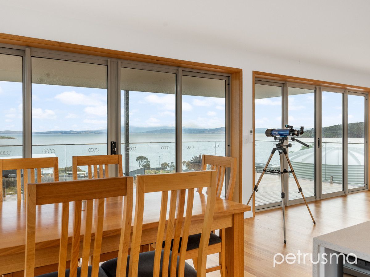 87 Grevillea Street, Primrose Sands TAS 7173, Image 2