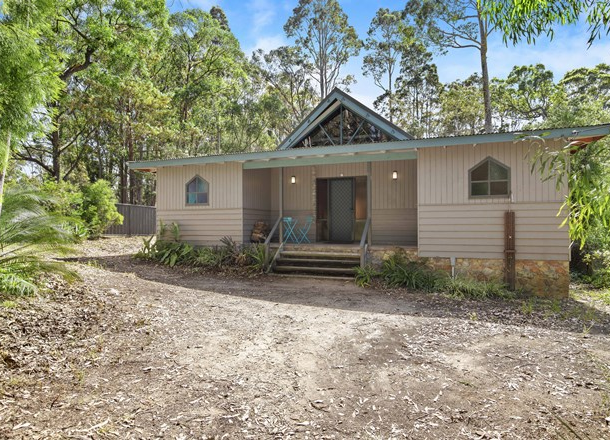 1 Connells Close, Mossy Point NSW 2537