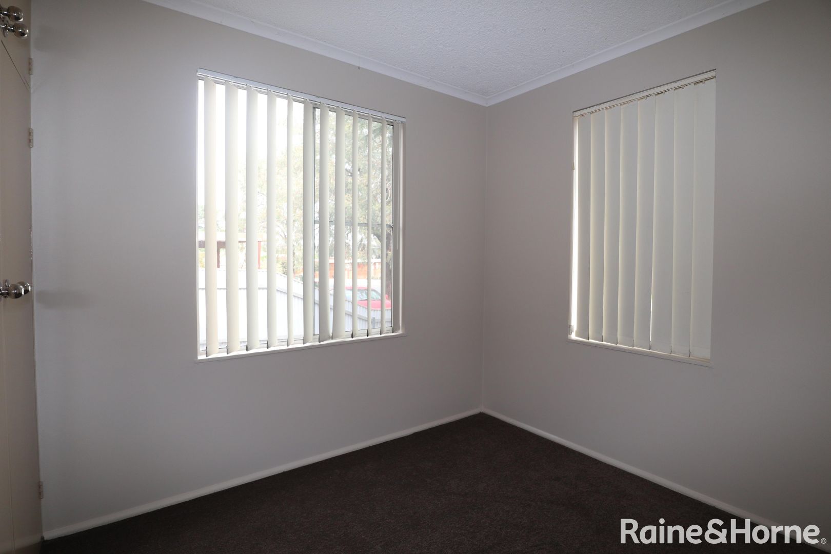 11/1 Joyes Place, Tolland NSW 2650, Image 2