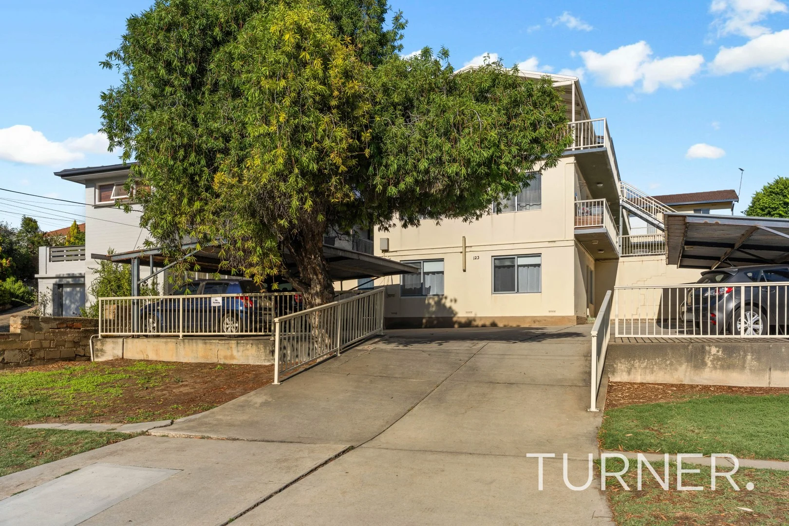 1/123 Military Road, Henley Beach South SA 5022