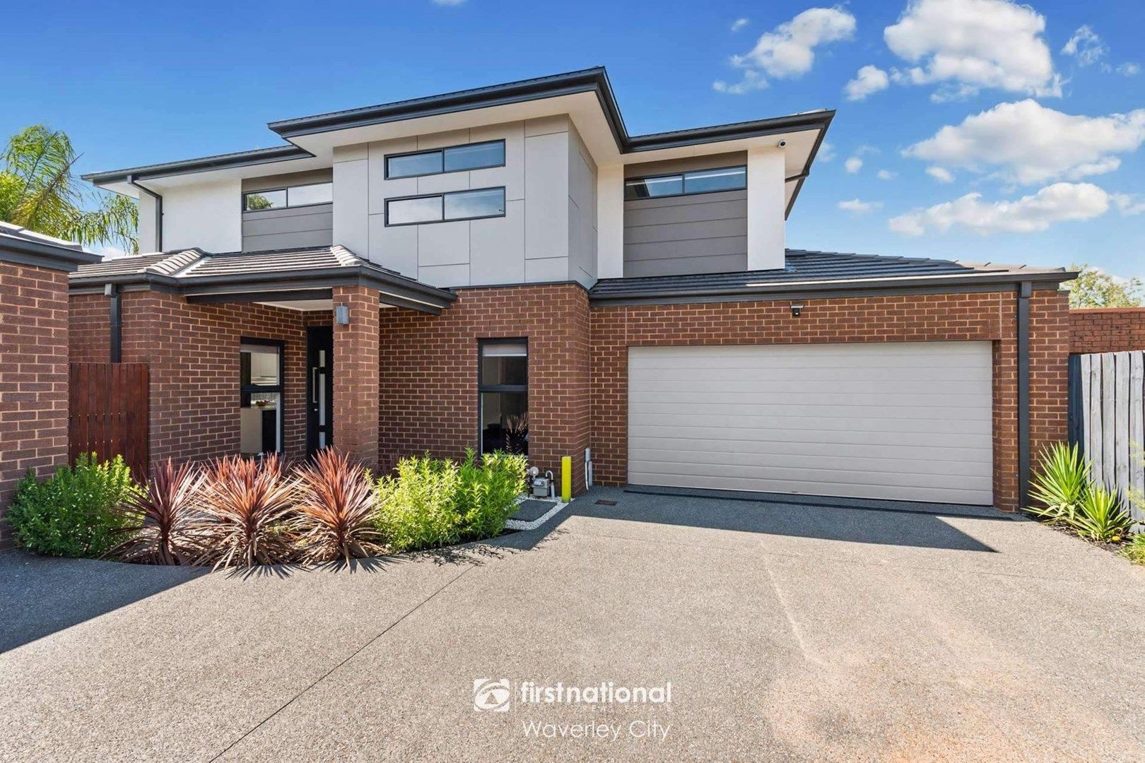 2/6 Strada Crescent, Wheelers Hill VIC 3150, Image 0