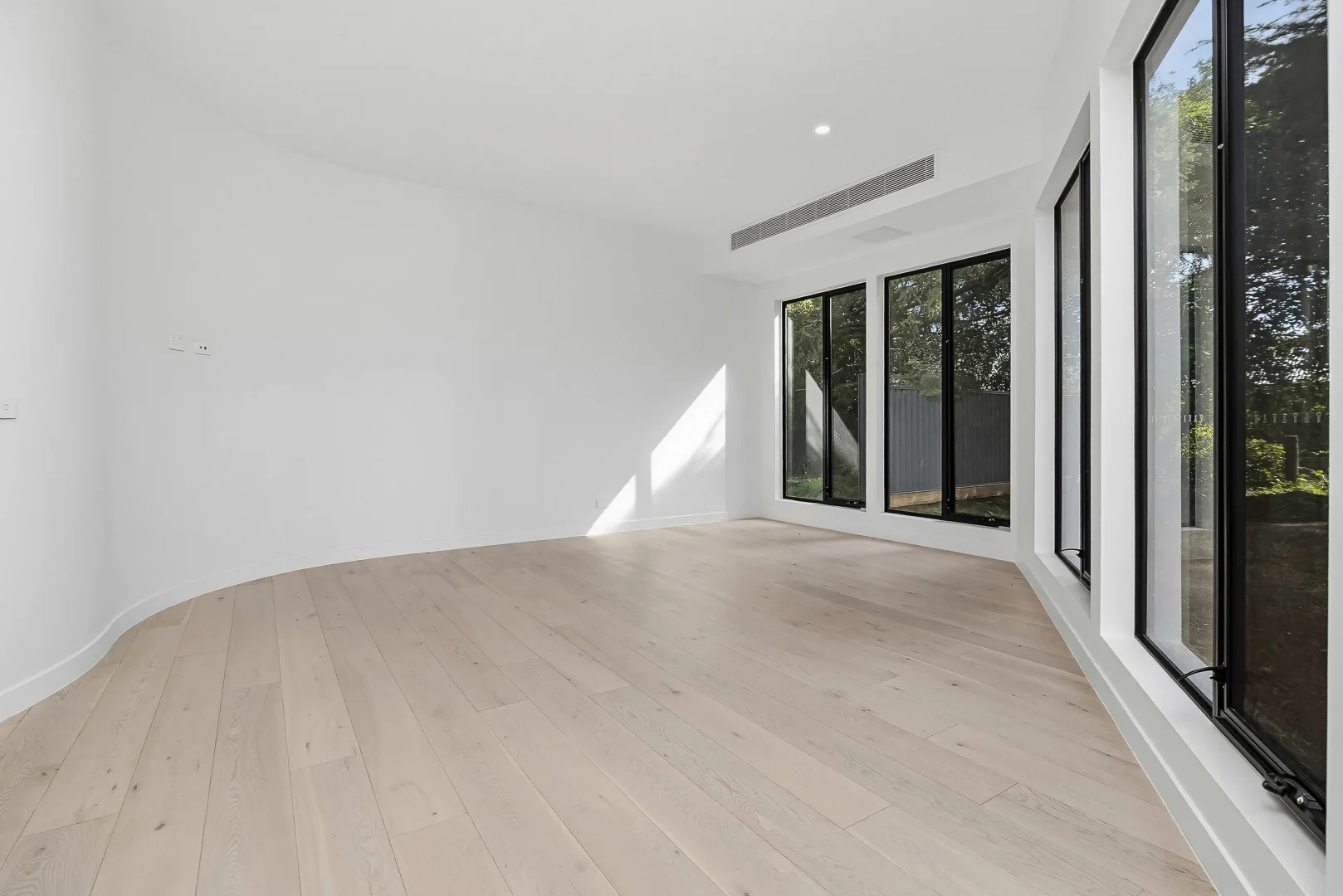 Additional image 4 of 86B High Street, Trentham VIC 3458