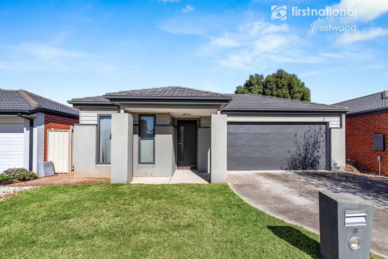 4 bedrooms House in 8 Romi Avenue TRUGANINA VIC, 3029