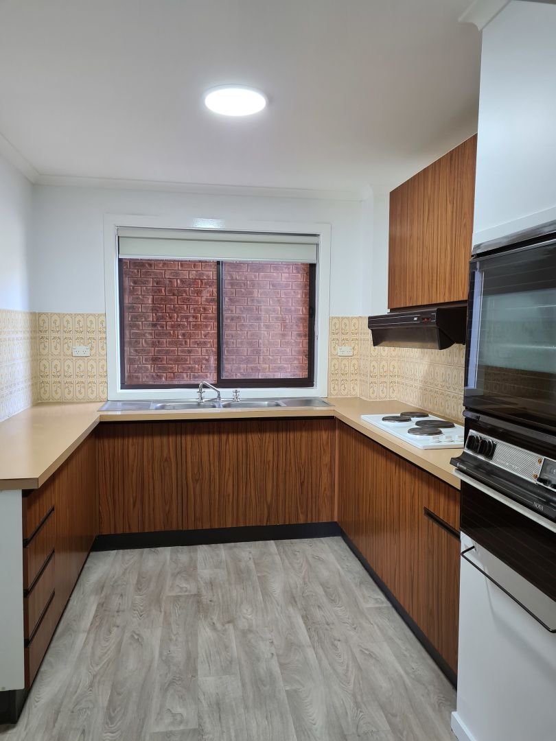 4/160 Tarcutta Street, Wagga Wagga NSW 2650 Apartment For Rent 390