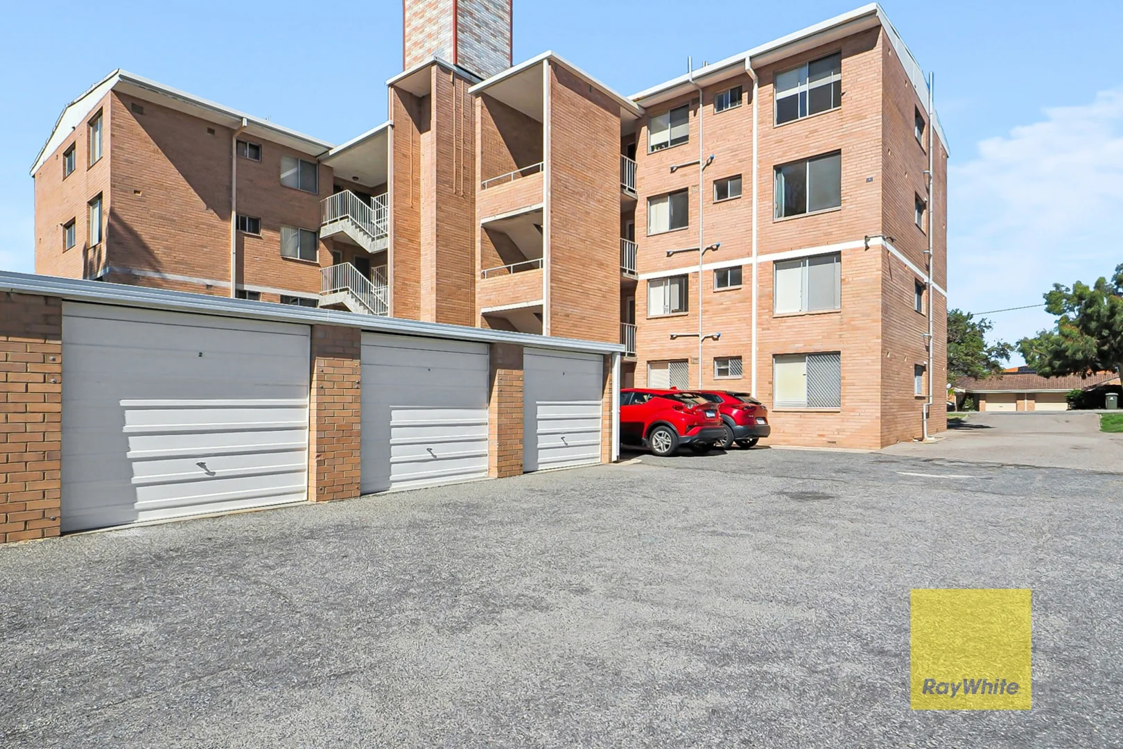 Additional image 19 of 2/71 Golf View Street, Yokine WA 6060