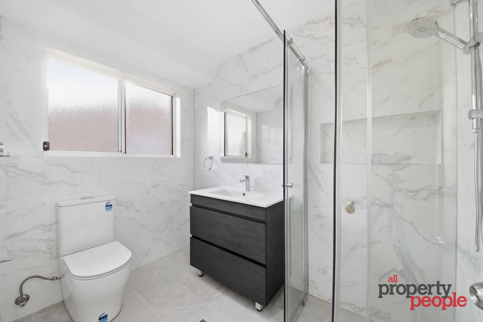 Additional image 5 of 8 Jillian Place, Macquarie Fields NSW 2564