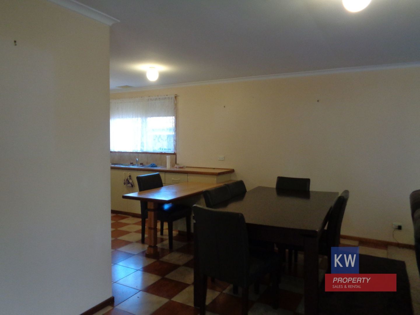 Unit 5/22-24 Ann St, Morwell VIC 3840, Image 2