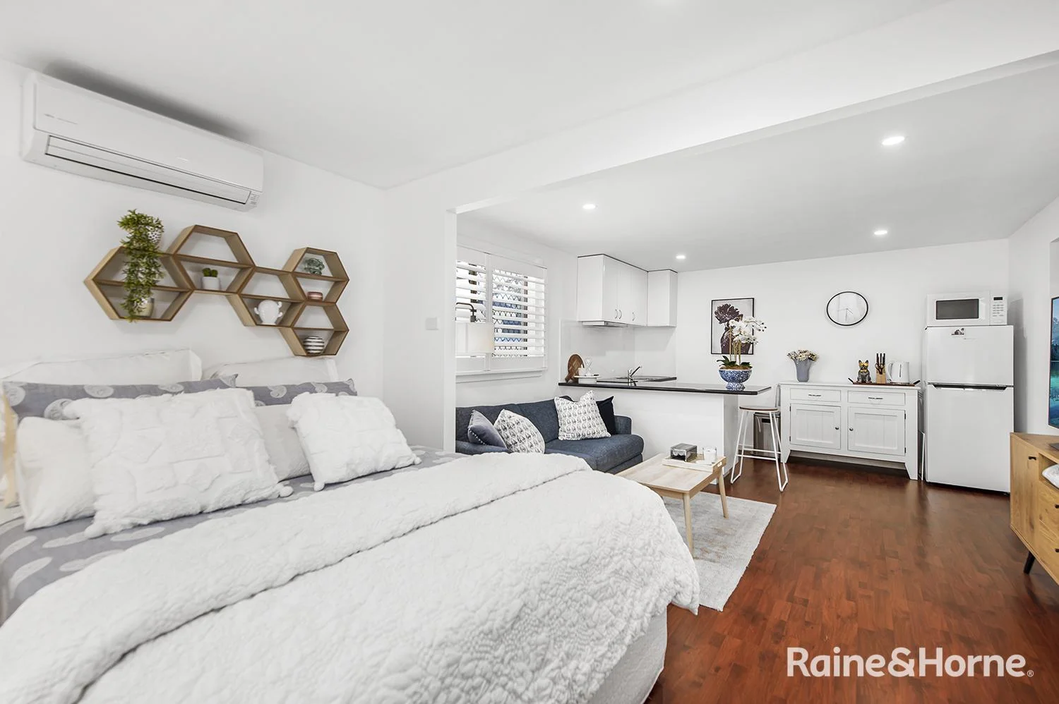 Additional image 30 of 26 Hitchcock Avenue, Belmont NSW 2280