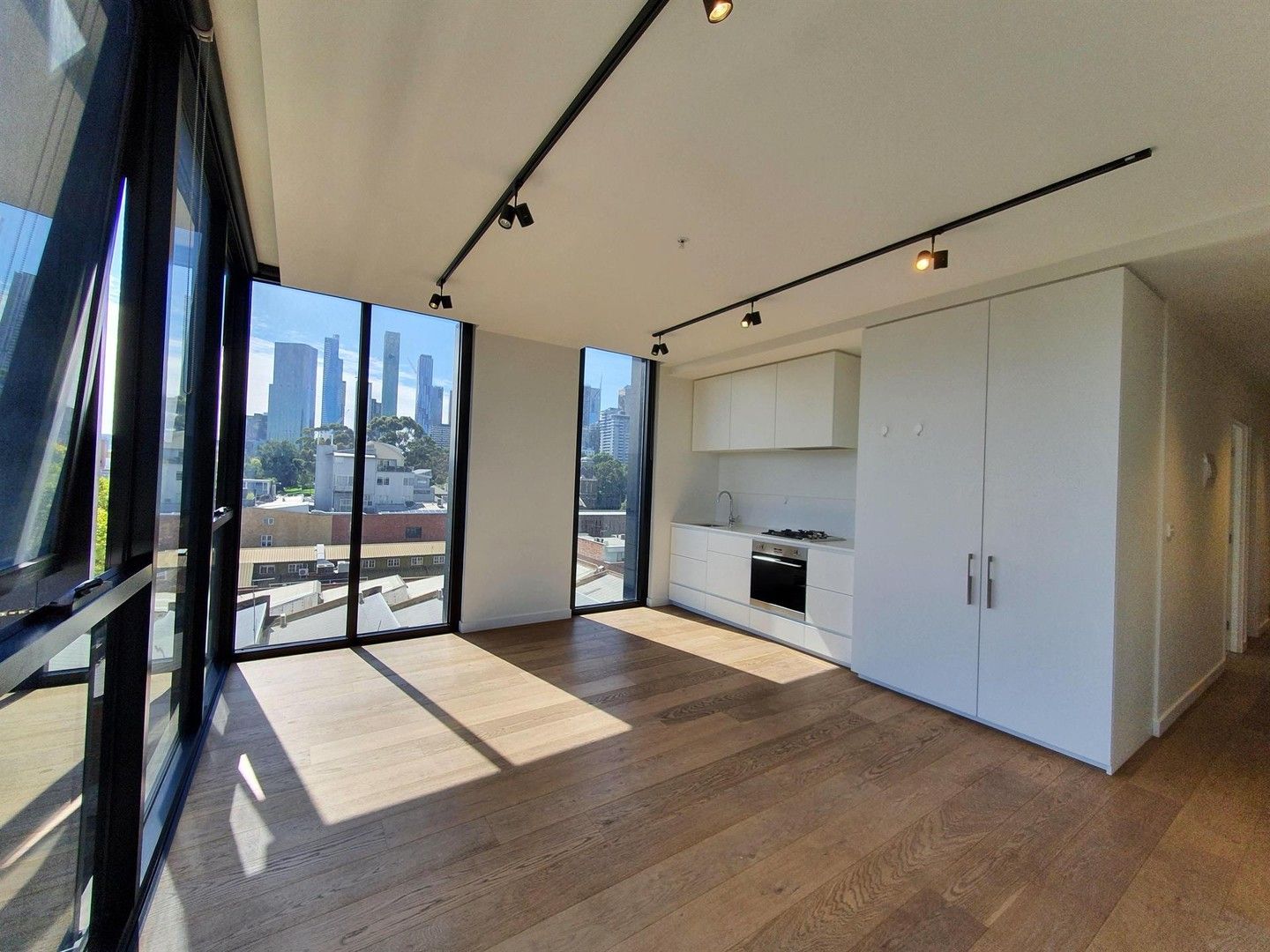 2 bedrooms Apartment / Unit / Flat in 612/65 Dudley Street WEST MELBOURNE VIC, 3003