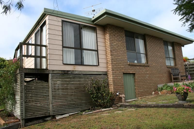 2/13 Panorama Avenue, WARRNAMBOOL VIC 3280, Image 1