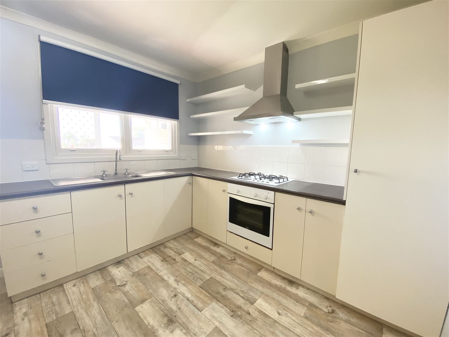 3 bedrooms Duplex in 17B Bendix Way GIRRAWHEEN WA, 6064