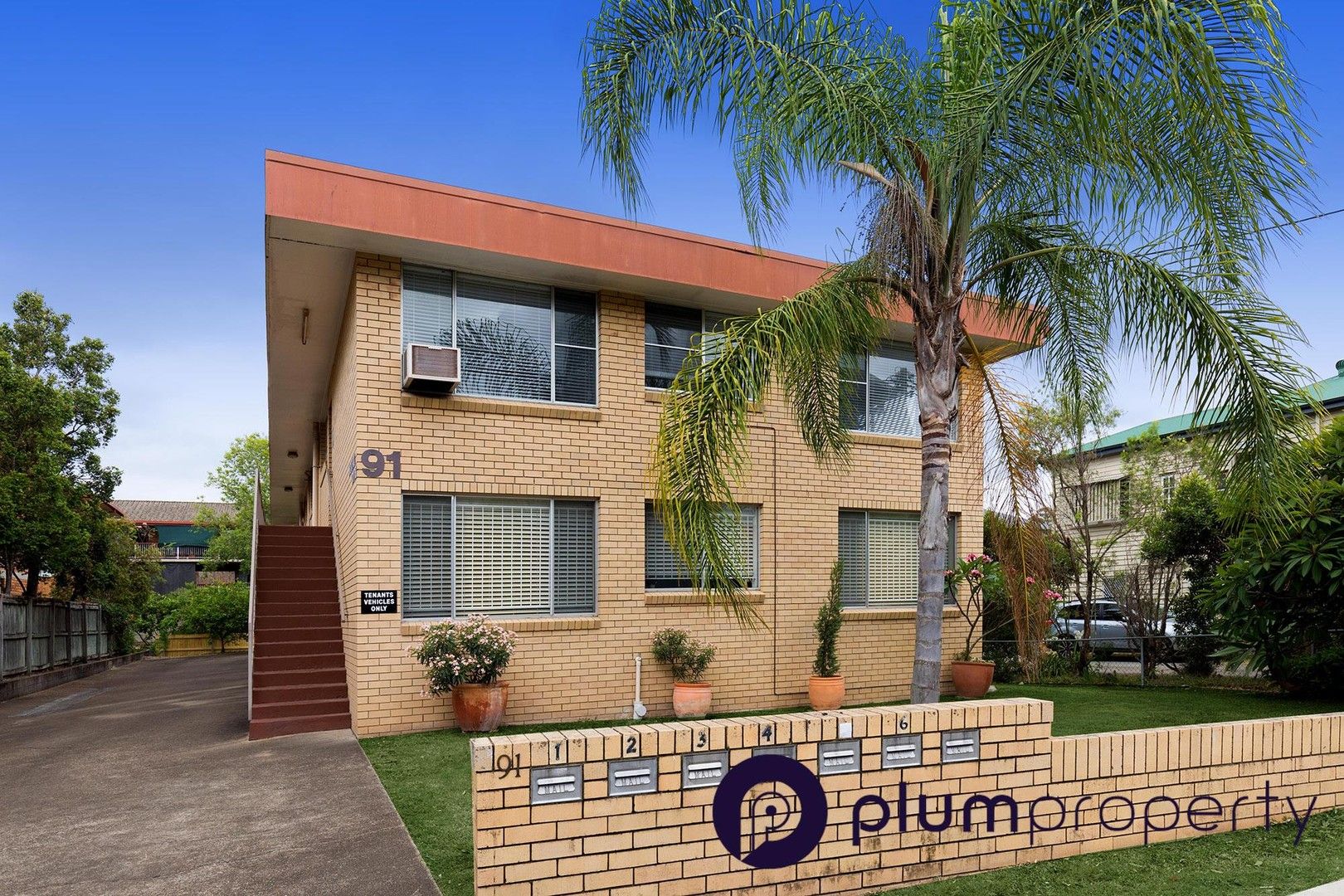 1 bedrooms Apartment / Unit / Flat in 1/91 Central Avenue INDOOROOPILLY QLD, 4068