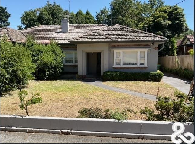 2 bedrooms House in 153 Locksley Road EAGLEMONT VIC, 3084