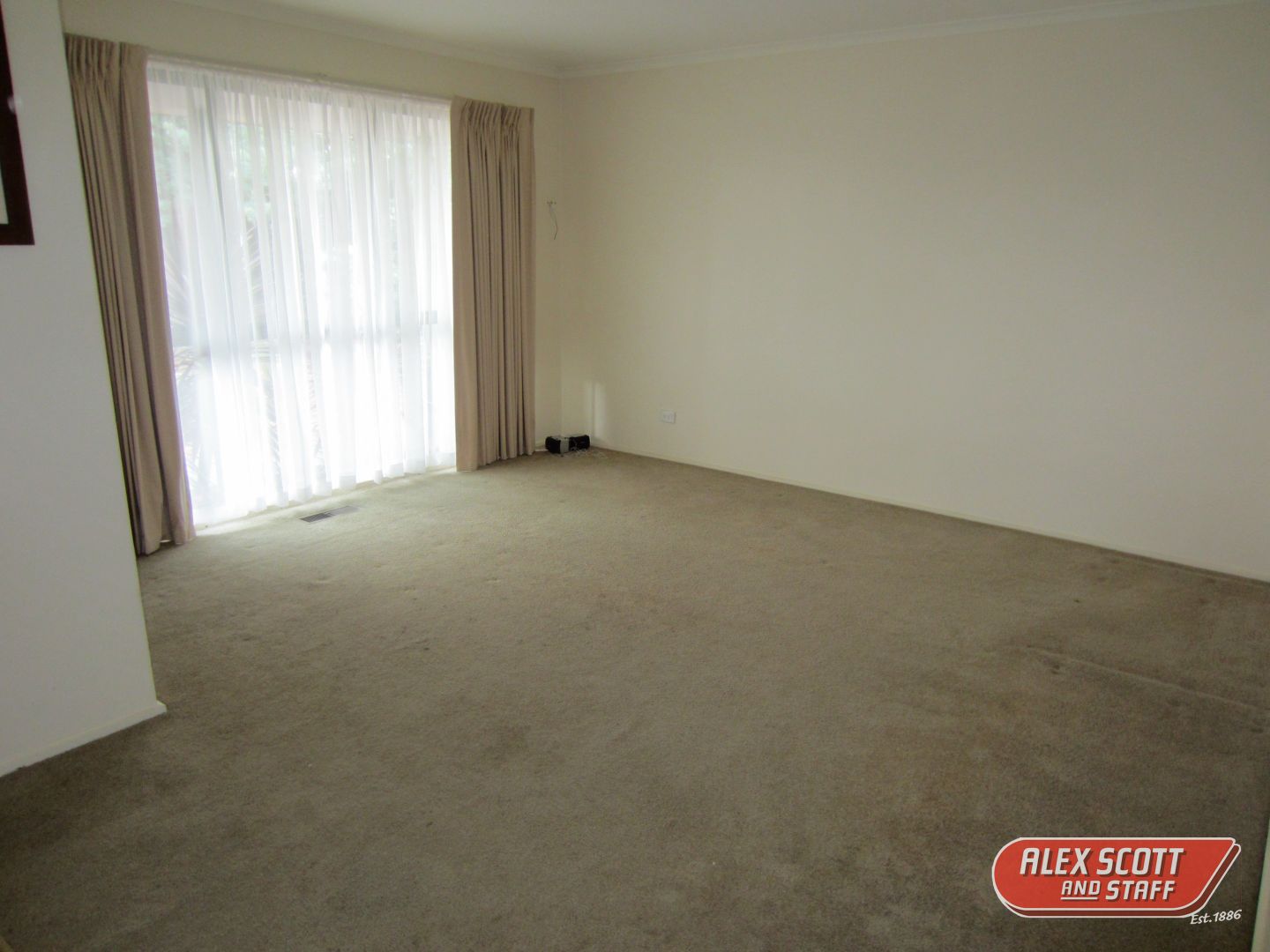 1 Millgrove Way, Berwick VIC 3806 House For Rent Domain