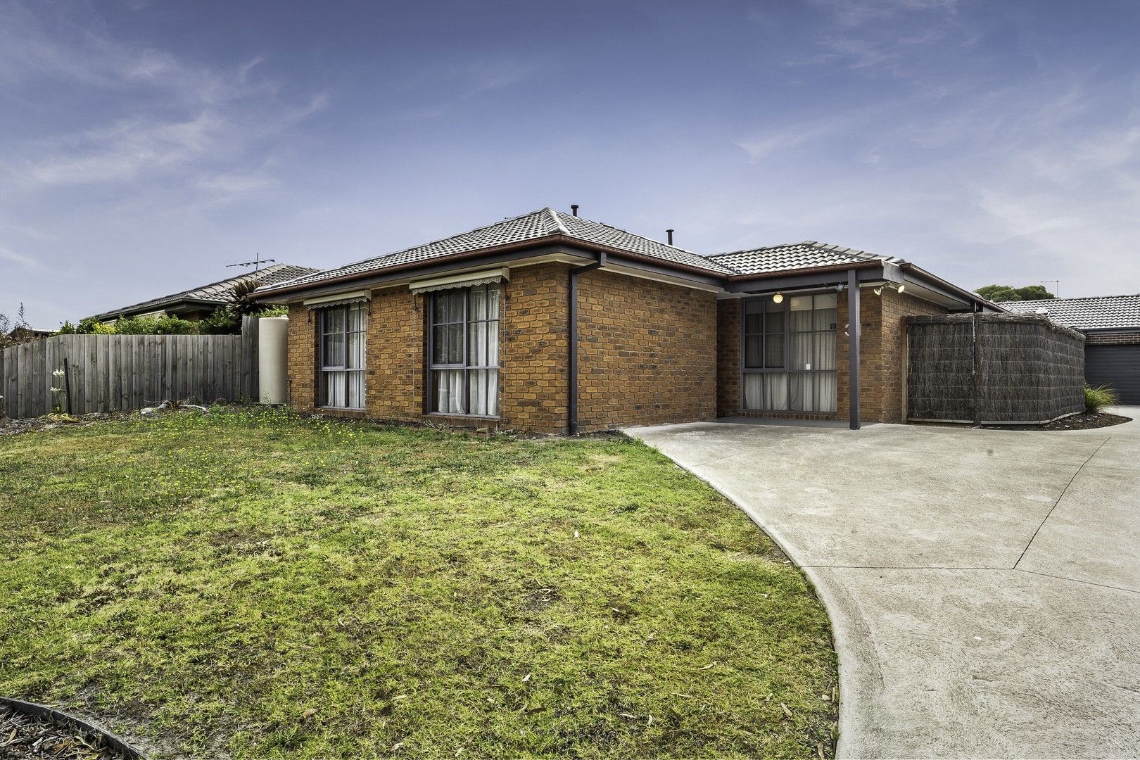 3 bedrooms House in 31 Kingston Avenue PAKENHAM VIC, 3810