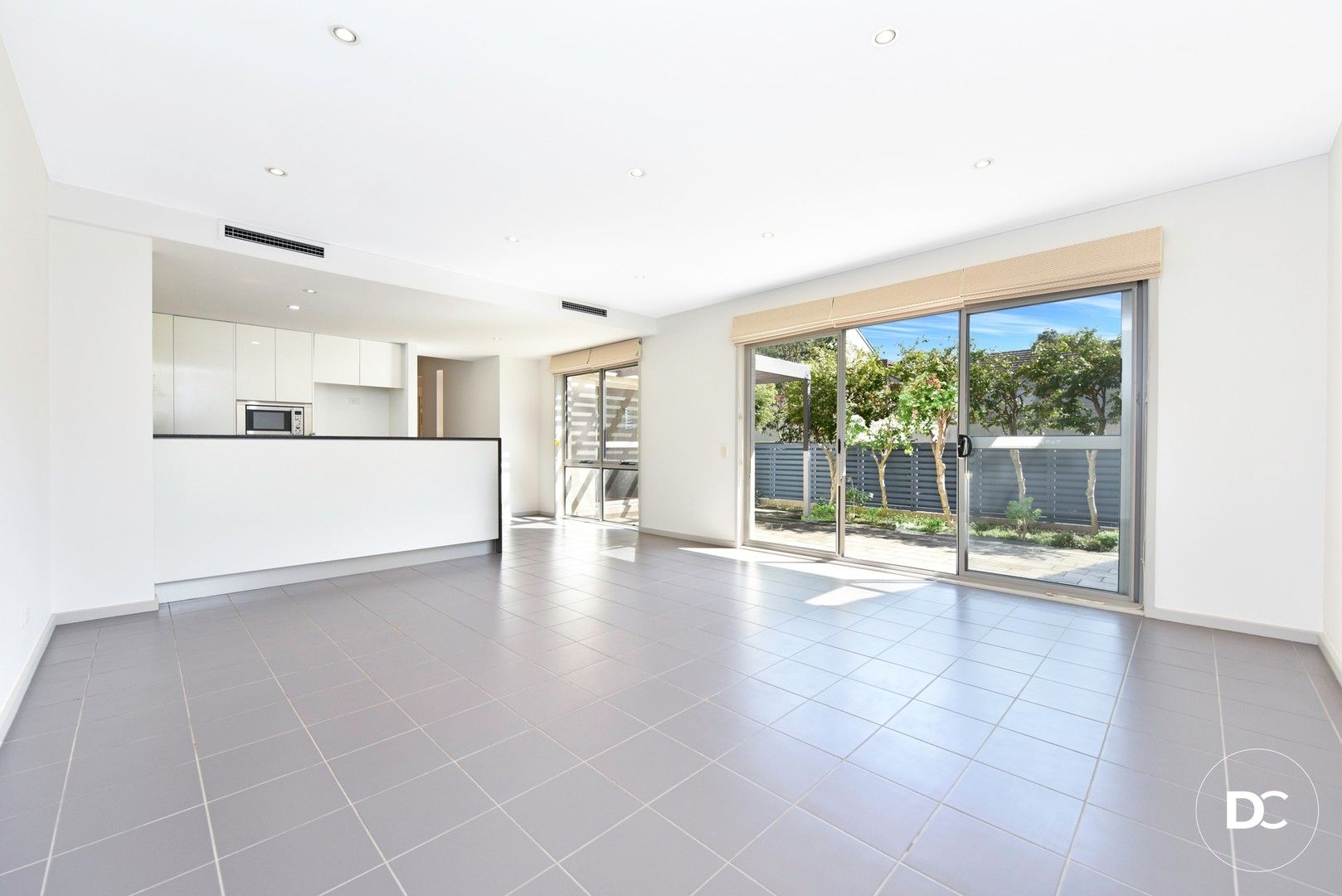 6 Correys Square, Cabarita NSW 2137, Image 2