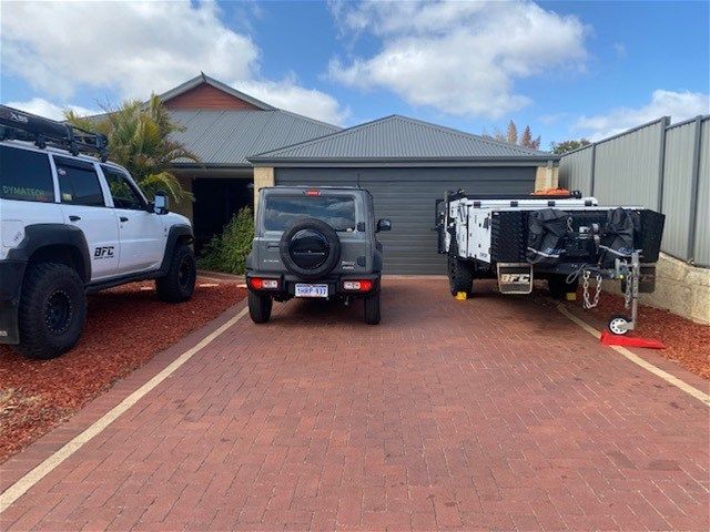 4 bedrooms House in 4 Vivien Avenue BALDIVIS WA, 6171