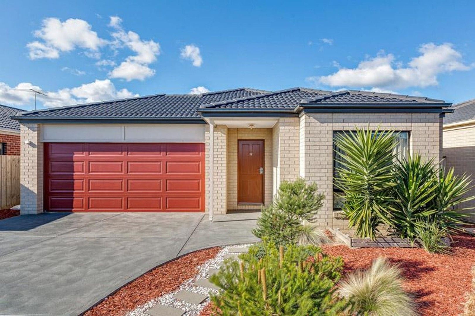 4 bedrooms House in 17 Home Road POINT COOK VIC, 3030