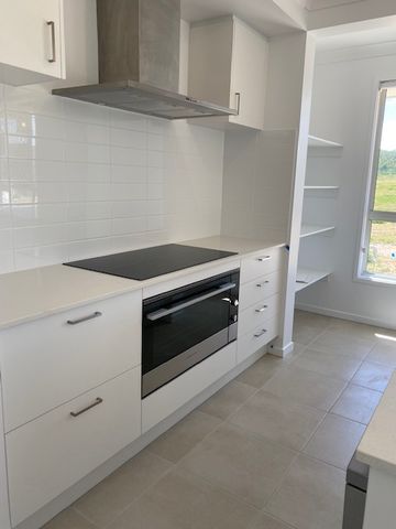 4 bedrooms Acreage / Semi-Rural in  SOUTH RIPLEY QLD, 4306