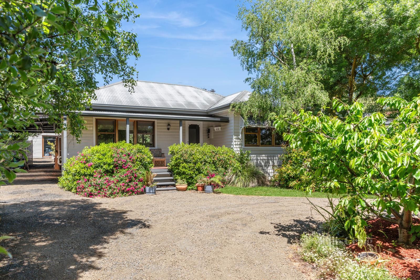 154 High Street, Woodend VIC 3442
