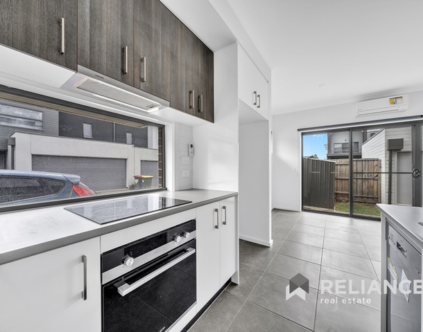 8/13 Alliance Street, Werribee VIC 3030