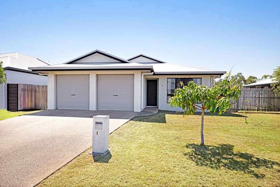 4 bedrooms House in 12 Dundabella Drive DEERAGUN QLD, 4818