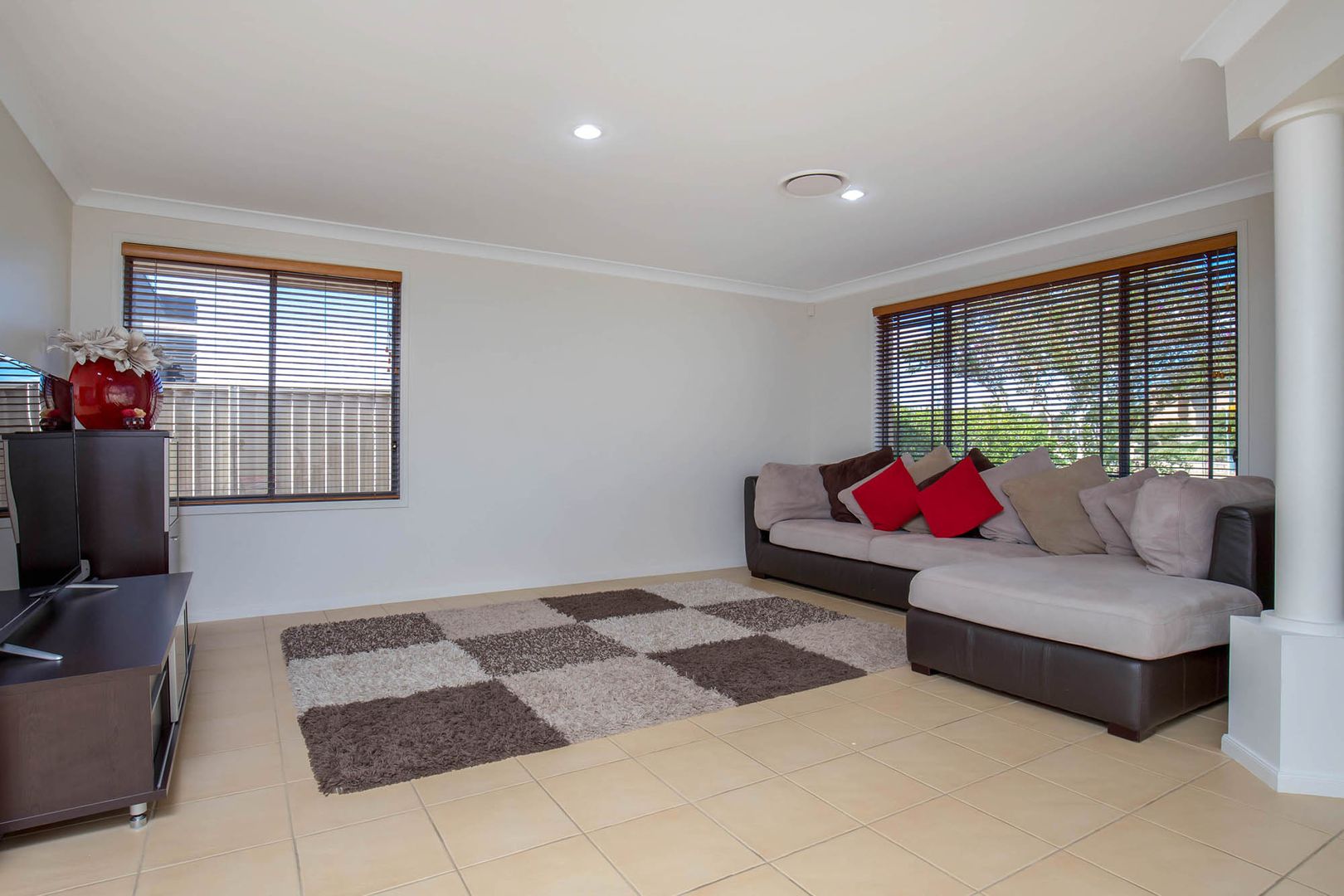 4 Heritage Heights Circuit, St Helens Park NSW 2560, Image 1