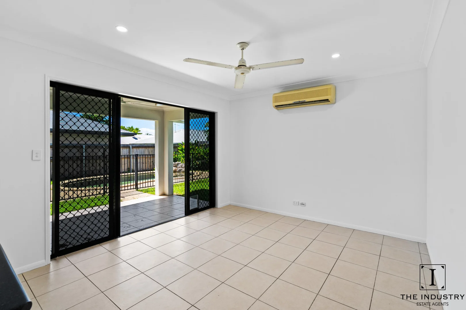Additional image 5 of 12 Hopkins Street, White Rock QLD 4868