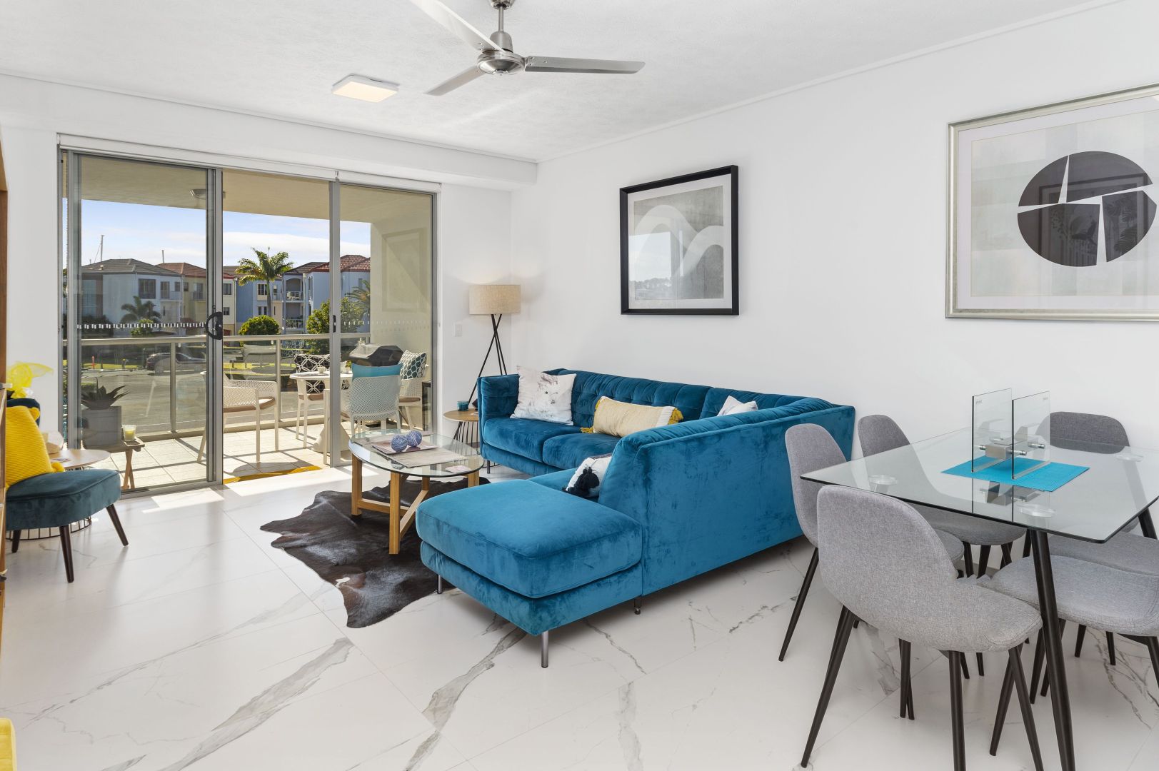 424/64 Sickle Avenue, Hope Island QLD 4212, Image 2