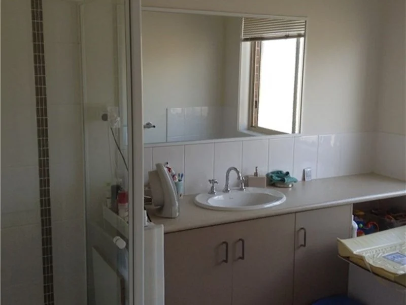 Additional image 5 of 2 Pipit Close, Pakenham VIC 3810