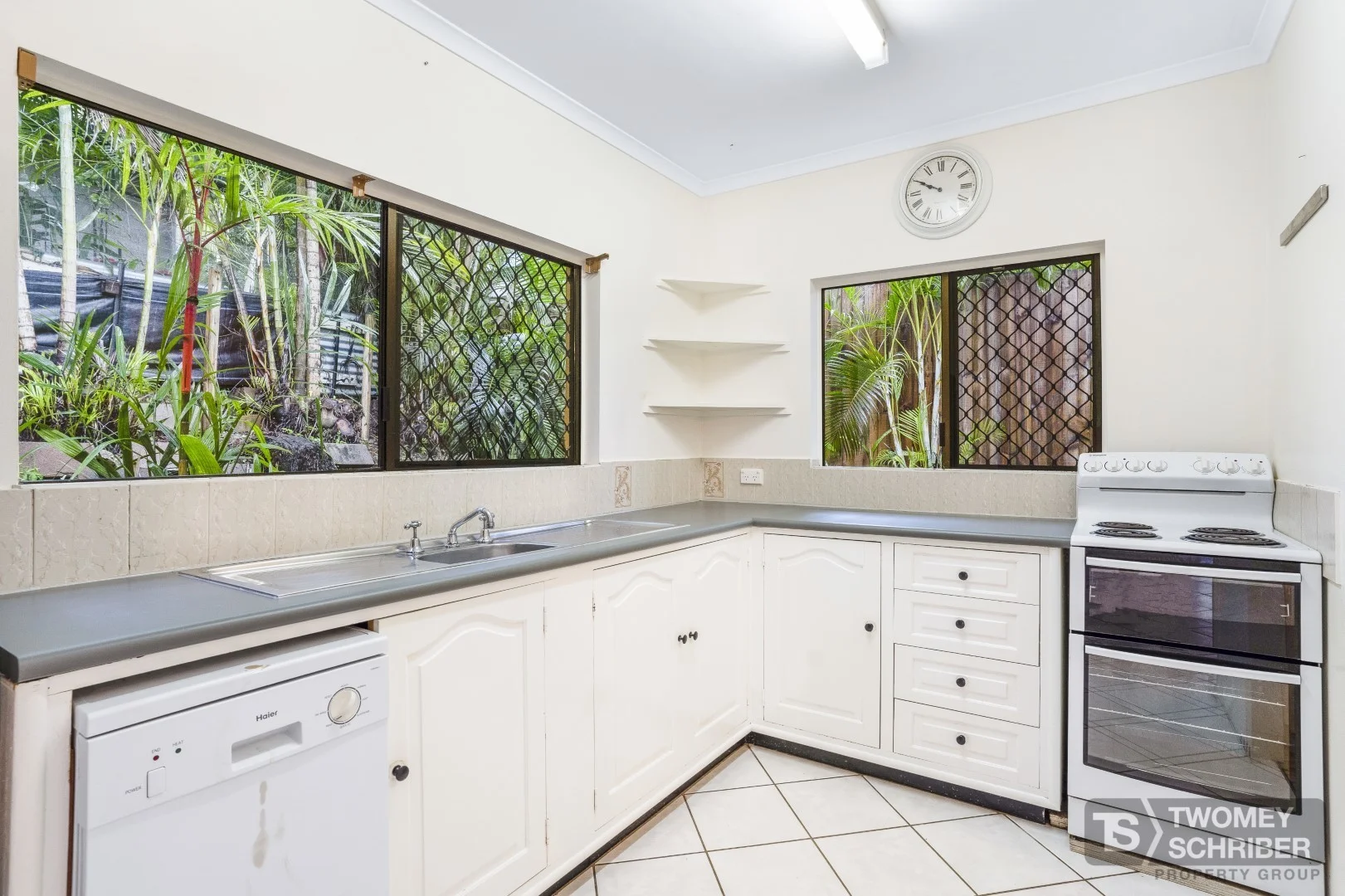 Additional image 2 of 3/6-10 Holmes Street, Stratford QLD 4870