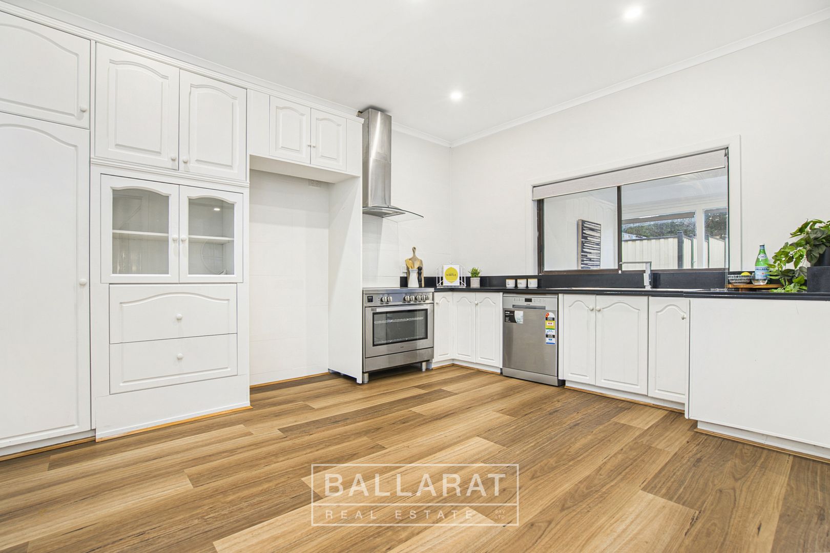 722 Geelong Road, Canadian VIC 3350, Image 1