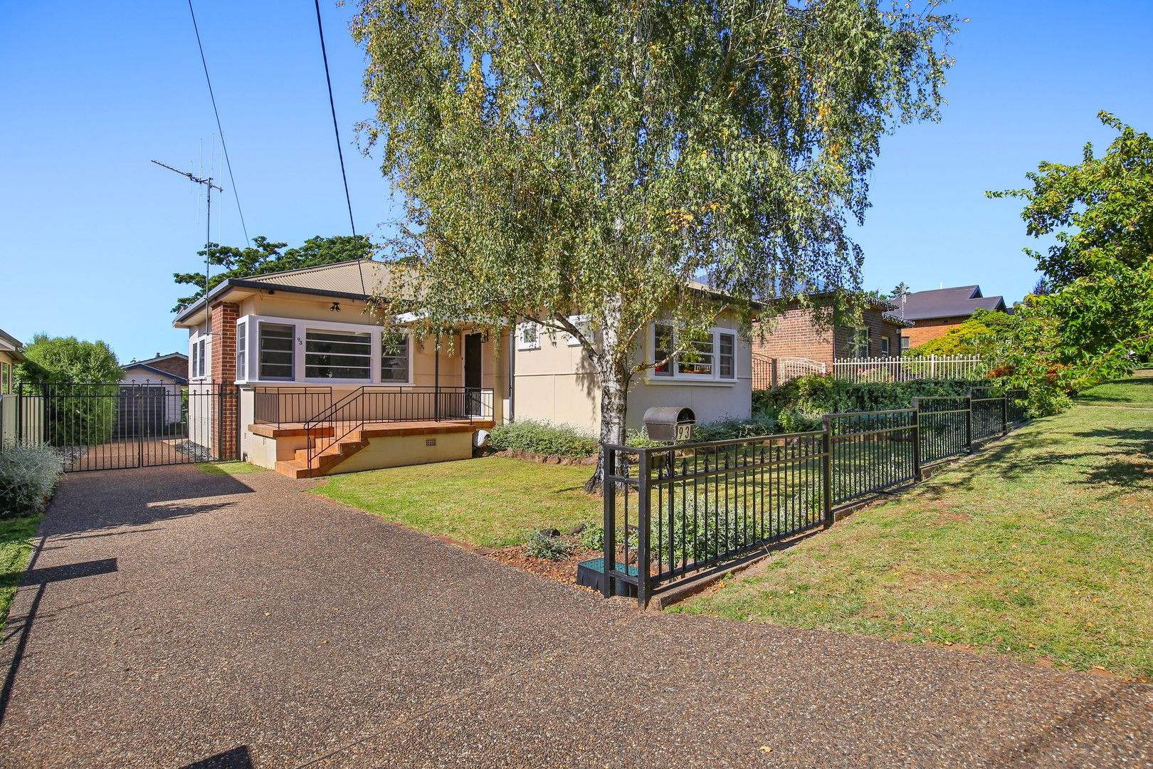 4 bedrooms House in 93 Franklin Road ORANGE NSW, 2800